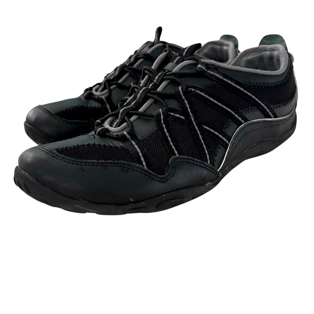Clark’s Privo Black Shoes Sneakers Size 7M Used Condition Comfortable Versatile